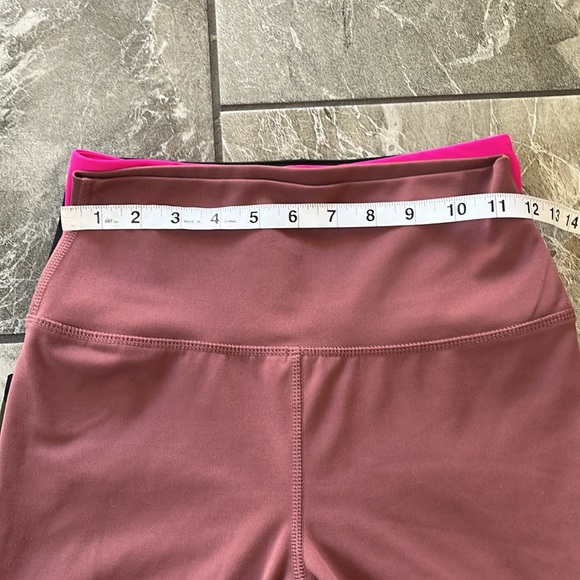 🤍 Bike Shorts Bundled Lot 4 pair size small / medium - Picture 11 of 11